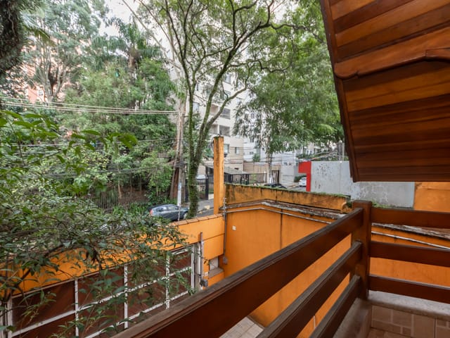 Sobrado com 246m² 4 quartos e 6 banheiros, à venda, no bairro Vila Parque Jabaquara em São Paulo