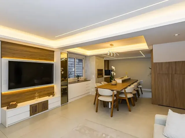 Casa com 200m² 3 quartos e 4 banheiros, à venda, no bairro Xaxim em Curitiba