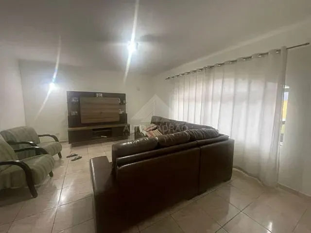 Sobrado com 230m² 3 quartos e 2 banheiros, à venda, no bairro Parque das Américas em Mauá