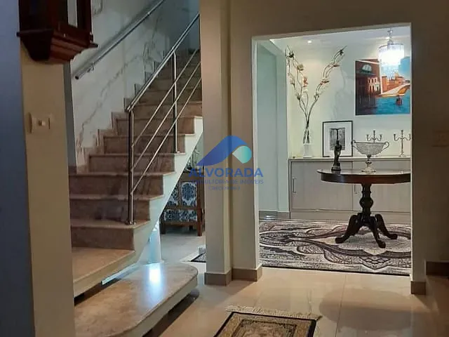 Sobrado com 300m² 4 quartos e 2 banheiros, à venda, no bairro Cidade Vista Verde em São José dos Campos