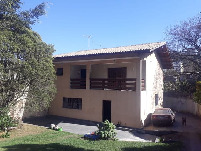 Sobrado com 450m² 4 quartos e 3 banheiros, à venda, no bairro Jardim Maria Tereza em Cotia