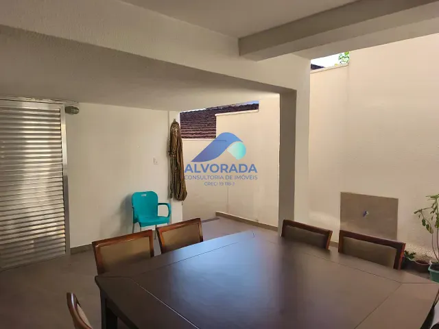 Sobrado com 160m² 3 quartos e 2 banheiros, à venda, no bairro Vista Verde em São José dos Campos