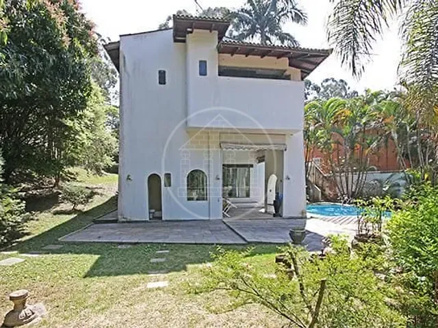Sobrado com 1140m² 3 quartos e 5 banheiros, à venda, no bairro Jardim Marajoara em São Paulo
