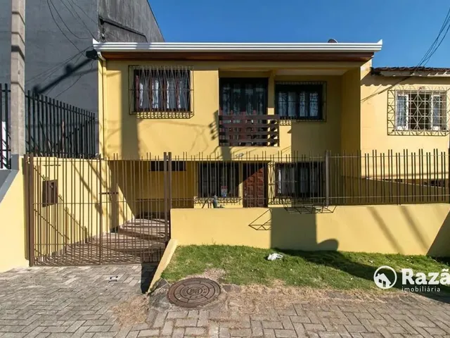 Casa 3 quartos e 3 banheiros, para alugar, no bairro Mercês em Curitiba