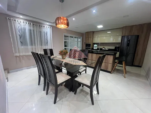 Sobrado com 175m² 4 quartos e 2 banheiros, à venda, no bairro Vila São Francisco em Mauá