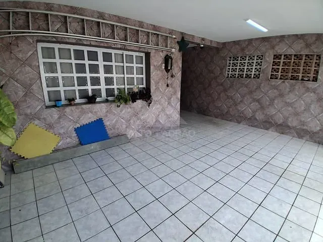 Sobrado 4 quartos e 2 banheiros, à venda, no bairro Vila Bela Vista em Santo André