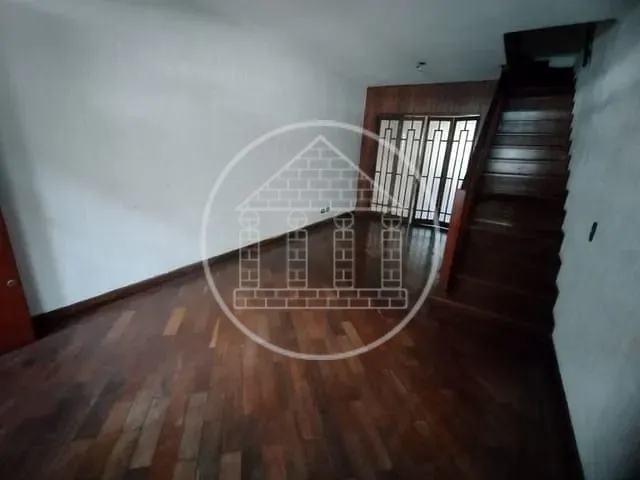 Sobrado com 106m² 2 quartos e 2 banheiros, à venda, no bairro Jardim Marabá(Zona Sul) em São Paulo
