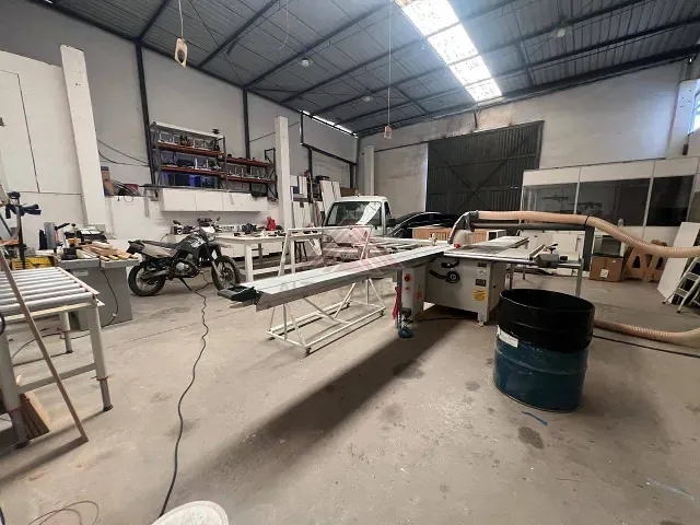 Conjunto comercial com 900m², à venda, no bairro Jardim Haydee em Mauá
