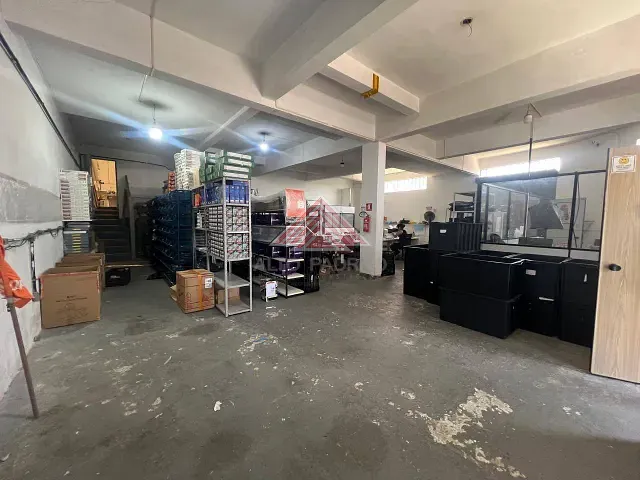 Prédio com 900m², à venda, no bairro Jardim Haydee em Mauá