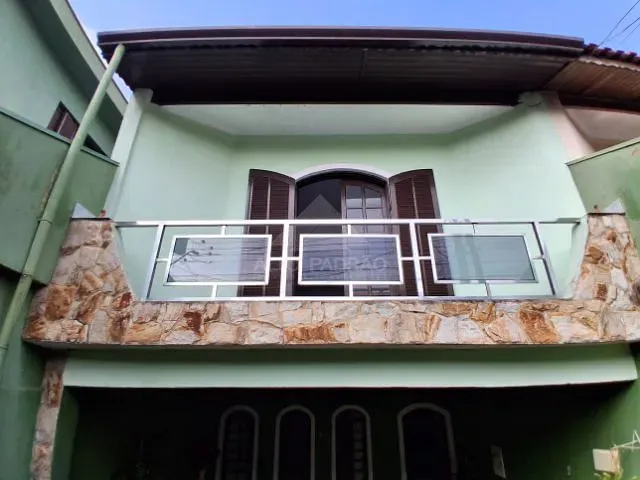 Sobrado com 125m² 3 quartos e 2 banheiros, à venda, no bairro Jardim Guapituba em Mauá