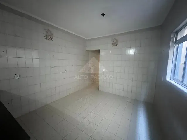 Sobrado com 125m² 3 quartos e 1 banheiro, à venda, no bairro Jardim Itapeva em Mauá