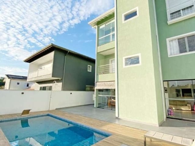 Sobrado com 373m² 3 quartos e 3 banheiros, à venda, no bairro Reserva Vale Verde em Cotia