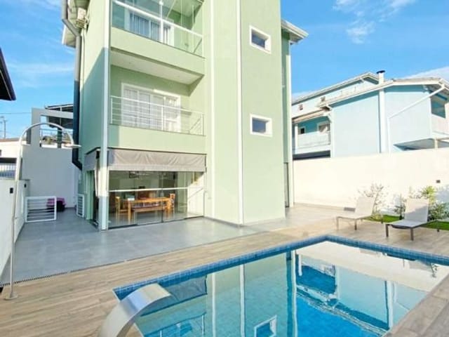 Sobrado com 373m² 3 quartos e 3 banheiros, à venda, no bairro Reserva Vale Verde em Cotia