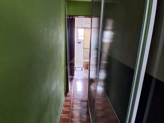 Sobrado 3 quartos e 3 banheiros, à venda, no bairro Jardim Zaira em Mauá