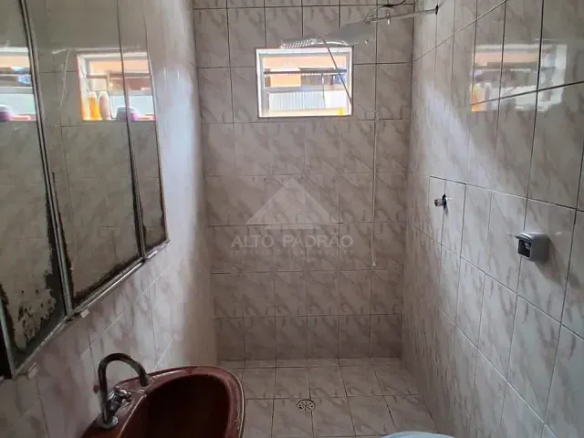 Sobrado 3 quartos e 3 banheiros, à venda, no bairro Jardim Zaira em Mauá