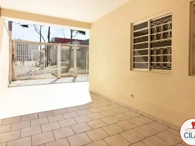 Casa 5 quartos e 4 banheiros, à venda, no bairro Capão Raso em Curitiba