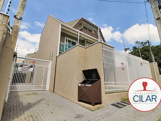Casa 3 quartos e 4 banheiros, à venda, no bairro Santa Felicidade em Curitiba