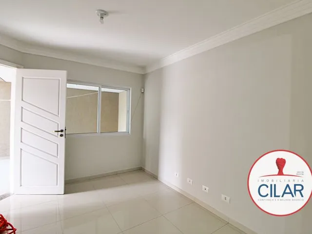 Casa 3 quartos e 4 banheiros, à venda, no bairro Santa Felicidade em Curitiba