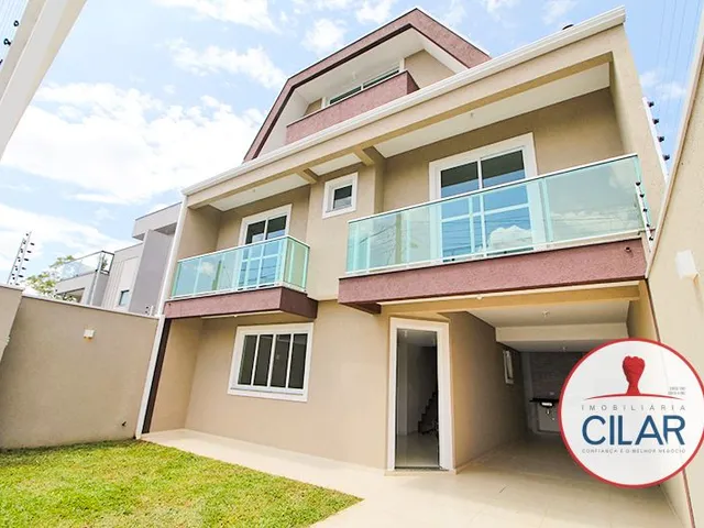 Casa 3 quartos e 4 banheiros, à venda, no bairro Santa Felicidade em Curitiba