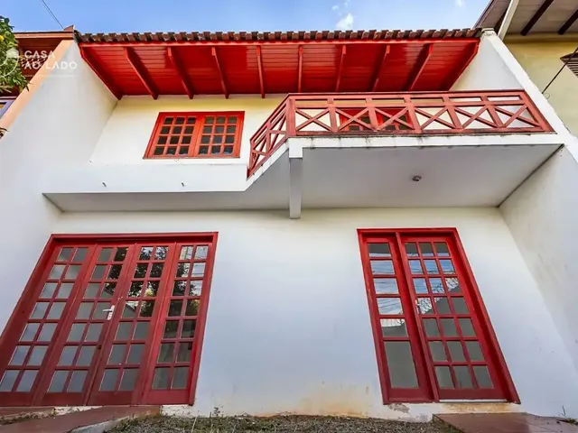 Casa 3 quartos e 1 banheiro, para alugar, no bairro Fazendinha em Curitiba