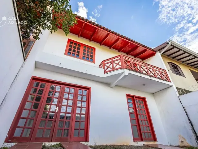 Casa 3 quartos e 1 banheiro, para alugar, no bairro Fazendinha em Curitiba