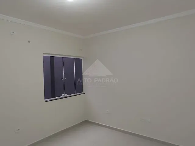 Sobrado com 180m² 3 quartos e 3 banheiros, para alugar, no bairro Jardim Pedroso em Mauá