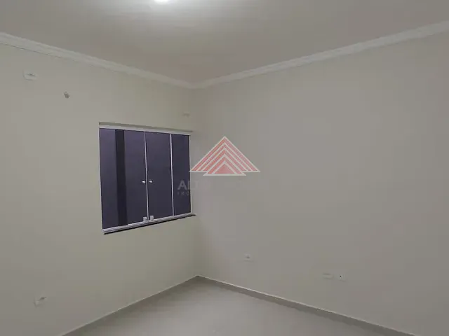 Sobrado com 180m² 3 quartos e 3 banheiros, para alugar, no bairro Jardim Pedroso em Mauá