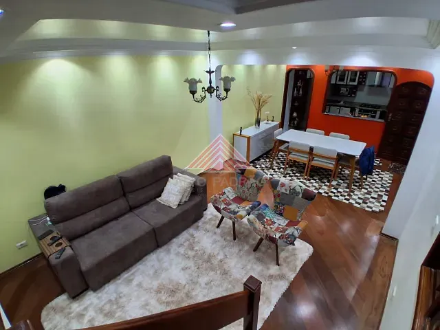 Sobrado com 129m² 4 quartos e 3 banheiros, à venda, no bairro Jardim Mauá em Mauá
