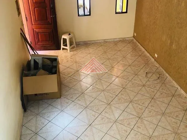 Sobrado com 125m² 4 quartos e 2 banheiros, à venda, no bairro Vila Bocaina em Mauá