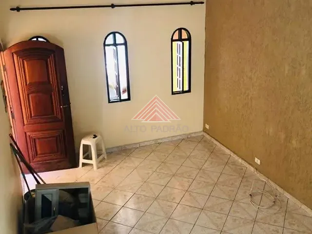 Sobrado com 125m² 4 quartos e 2 banheiros, à venda, no bairro Vila Bocaina em Mauá