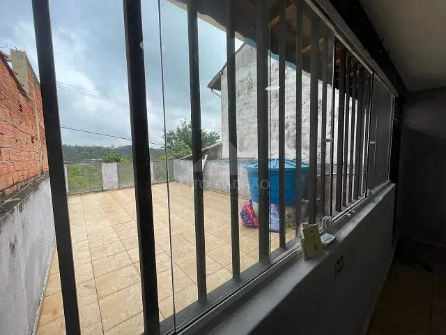 Sobrado com 150m², para alugar, no bairro Jardim Haydee em Mauá