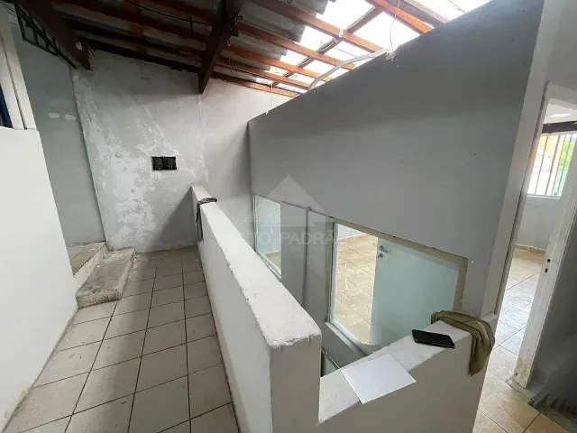 Sobrado com 150m², para alugar, no bairro Jardim Haydee em Mauá