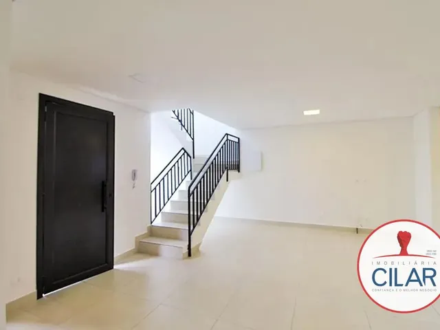 Sobrado 3 quartos e 1 banheiro, para alugar, no bairro Bigorrilho em Curitiba
