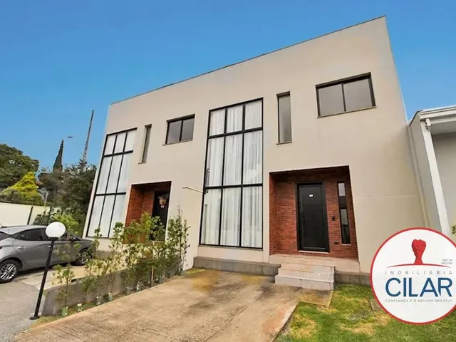 Sobrado 3 quartos e 1 banheiro, para alugar, no bairro Bigorrilho em Curitiba