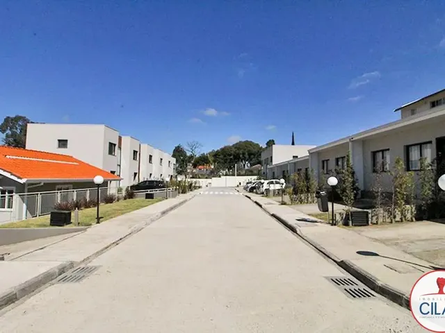 Sobrado 3 quartos e 3 banheiros, para alugar, no bairro Bigorrilho em Curitiba