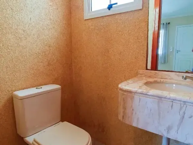 Casa 3 quartos e 3 banheiros, à venda, no bairro Santa Felicidade em Curitiba