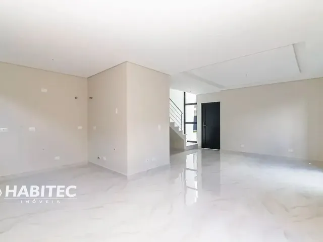 Casa com 142m² 3 quartos e 3 banheiros, à venda, no bairro Boqueirão em Curitiba