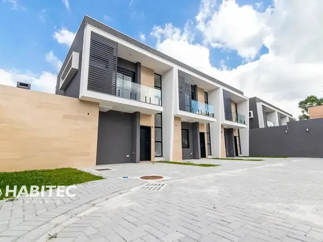 Casa com 142m² 3 quartos e 3 banheiros, à venda, no bairro Boqueirão em Curitiba