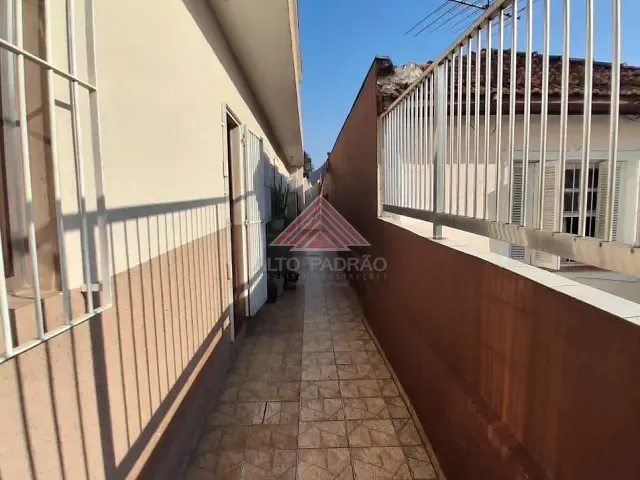 Sobrado com 274m² 4 quartos e 3 banheiros, para alugar, no bairro Jardim Mauá em Mauá