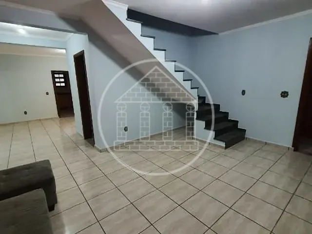 Sobrado com 147m² 3 quartos e 2 banheiros, à venda, no bairro Parque América em São Paulo