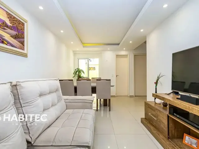 Casa 3 quartos e 3 banheiros, para alugar, no bairro Portão em Curitiba