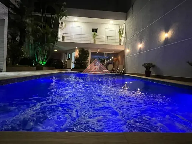 Sobrado com 500m² 4 quartos e 5 banheiros, para alugar, no bairro Vila Guarani em Mauá