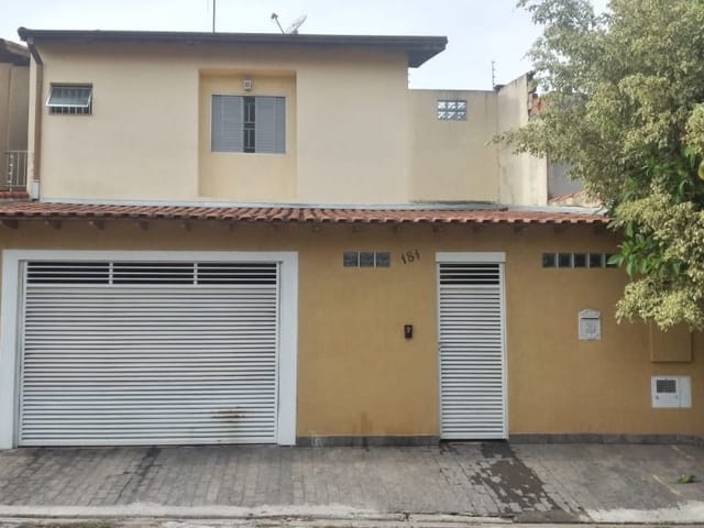 Sobrado com 250m² 3 quartos e 3 banheiros, à venda, no bairro Cipava em Osasco