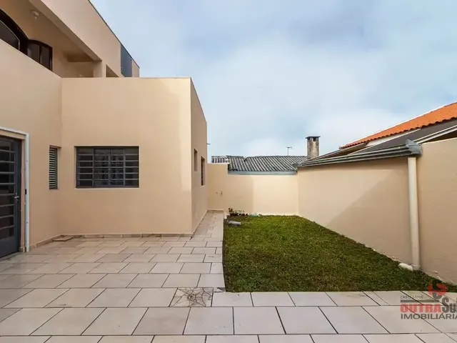 Sobrado com 172m² 3 quartos e 1 banheiro, para alugar, no bairro Alto Boqueirão em Curitiba