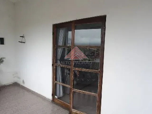 Sobrado com 177m² 2 quartos e 2 banheiros, à venda, no bairro Vila Correia em Mauá