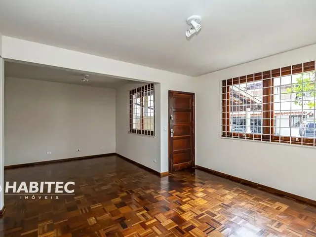 Casa 3 quartos e 1 banheiro, para alugar, no bairro AGUA VERDE em Curitiba
