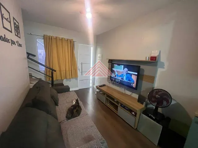 Sobrado com 54m² 2 quartos e 1 banheiro, à venda, no bairro Jardim Itapeva em Mauá