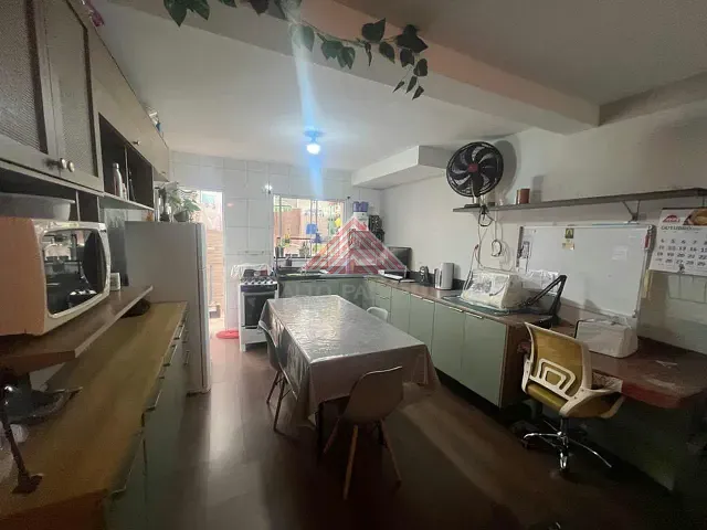 Sobrado com 54m² 2 quartos e 1 banheiro, à venda, no bairro Jardim Itapeva em Mauá