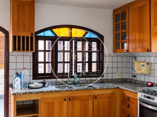Sobrado com 250m² 3 quartos e 2 banheiros, à venda, no bairro Jardim represa em São Paulo
