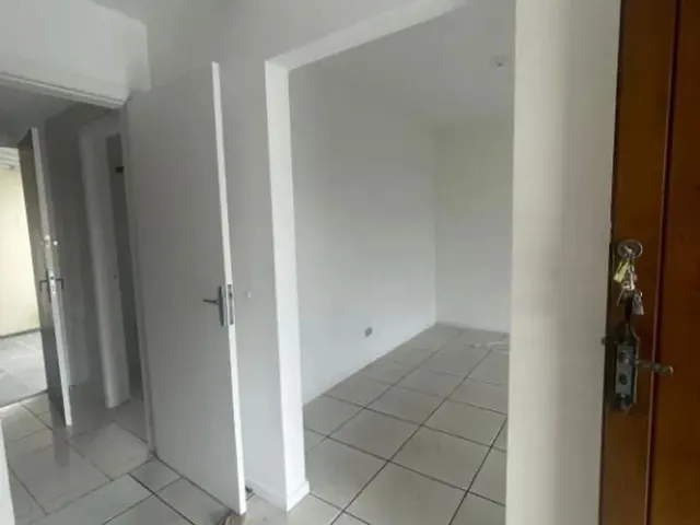 Casa com 150m² 3 quartos e 3 banheiros, para alugar, no bairro Campina do Siqueira em Curitiba